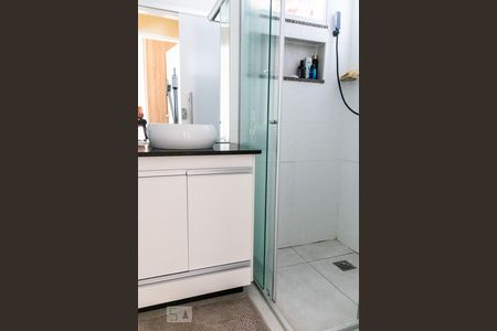 Apartamento para alugar com 90m², 2 quartos e 1 vaga Apartamento para alugar com 90m², 2 quartos e 1 vagaBanheiro
