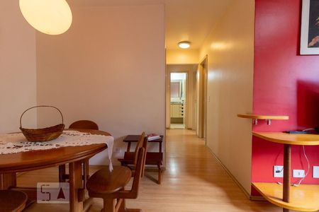 Sala de apartamento para alugar com 2 quartos, 90m² em Jardim Pinheiros, São Paulo