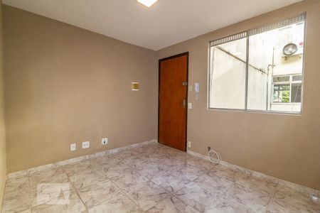Sala de apartamento à venda com 2 quartos, 65m² em Taquara, Rio de Janeiro
