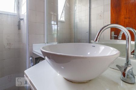 Banheiro de apartamento à venda com 2 quartos, 65m² em Taquara, Rio de Janeiro