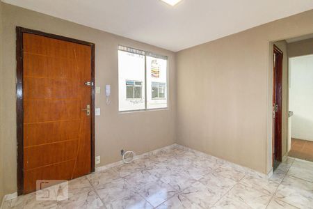 Sala de apartamento à venda com 2 quartos, 65m² em Taquara, Rio de Janeiro