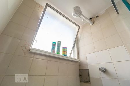 Banheiro de apartamento à venda com 2 quartos, 65m² em Taquara, Rio de Janeiro