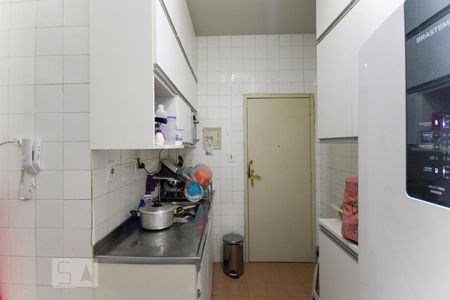 Apartamento à venda com 90m², 3 quartos e sem vagaCozinha