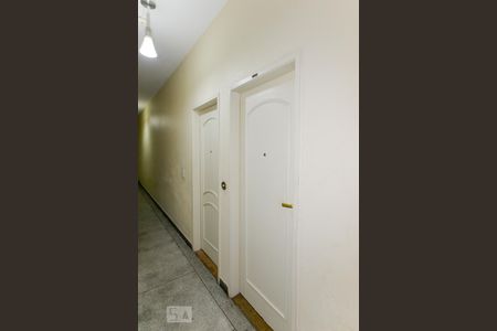 Apartamento à venda com 90m², 3 quartos e sem vagaCorredor