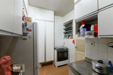 Apartamento à venda com 90m², 3 quartos e sem vagaCozinha