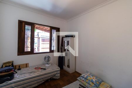 Casa à venda com 300m², 4 quartos e 3 vagas Casa à venda com 300m², 4 quartos e 3 vagasQuarto 2