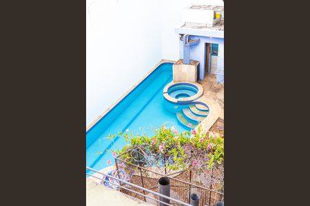 Casa à venda com 283m², 3 quartos e 4 vagasPiscina