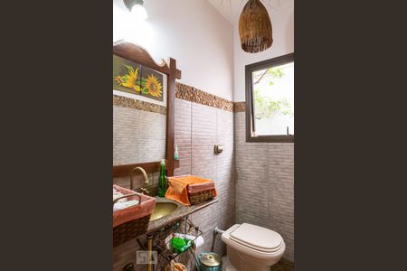 Casa à venda com 283m², 3 quartos e 4 vagasLavabo