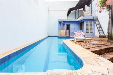 Casa à venda com 283m², 3 quartos e 4 vagasPiscina
