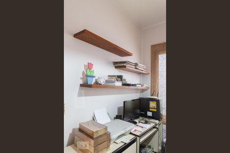 Casa à venda com 283m², 3 quartos e 4 vagasEscritório