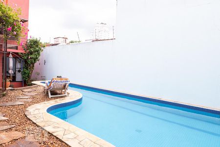 Casa à venda com 283m², 3 quartos e 4 vagasPiscina