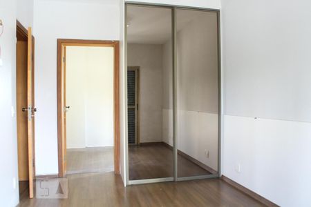Apartamento à venda com 180m², 4 quartos e 2 vagasSuíte 2