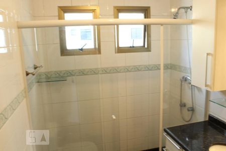 Apartamento à venda com 180m², 4 quartos e 2 vagasBanheiro da Suíte 3