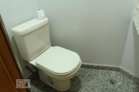 Apartamento à venda com 180m², 4 quartos e 2 vagasLavabo