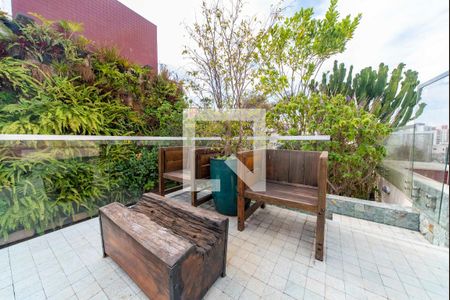 Apartamento à venda com 370m², 4 quartos e 3 vagasÁrea comum - Piscina