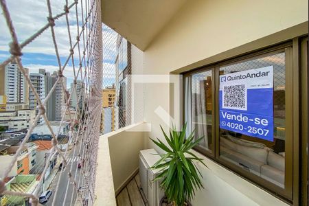 Apartamento à venda com 370m², 4 quartos e 3 vagasPlaca Instalada na Varanda