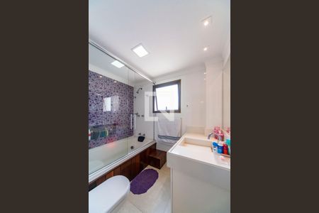 Apartamento à venda com 370m², 4 quartos e 3 vagasBanheiro do Quarto 3