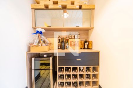 Apartamento à venda com 370m², 4 quartos e 3 vagasAdega