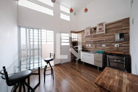 Sala/Cozinha de apartamento para alugar com 2 quartos, 60m² em Jardim Santa Maria, São Paulo