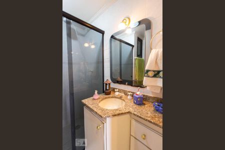 Apartamento à venda com 201m², 4 quartos e 4 vagasBanheiro