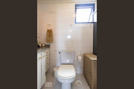 Apartamento à venda com 201m², 4 quartos e 4 vagasBanheiro