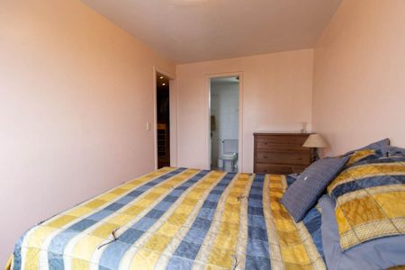 Apartamento à venda com 201m², 4 quartos e 4 vagasQuarto