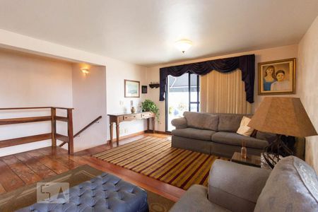 Apartamento à venda com 201m², 4 quartos e 4 vagasSala