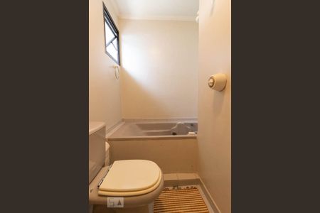 Apartamento à venda com 201m², 4 quartos e 4 vagasBanheiro