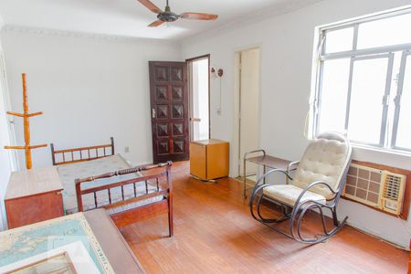 Suíte de casa para alugar com 3 quartos, 57m² em São Cristóvão, Rio de Janeiro