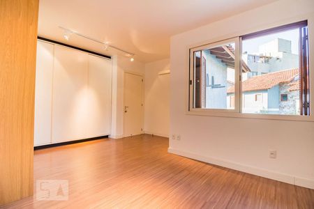 Casa de condomínio à venda com 186m², 3 quartos e 2 vagas Casa de condomínio à venda com 186m², 3 quartos e 2 vagasDormitório3