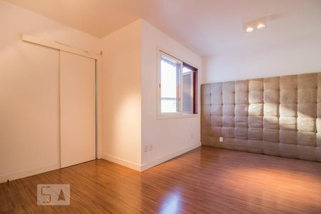 Casa de condomínio à venda com 186m², 3 quartos e 2 vagas Casa de condomínio à venda com 186m², 3 quartos e 2 vagasDormitório3