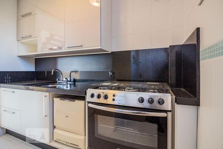 Casa de condomínio à venda com 186m², 3 quartos e 2 vagas Casa de condomínio à venda com 186m², 3 quartos e 2 vagasCozinha