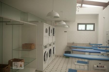 Apartamento à venda com 36m², 1 quarto e 1 vaga Apartamento à venda com 36m², 1 quarto e 1 vagaLavanderia