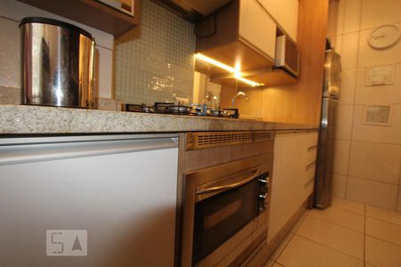Apartamento para alugar com 65m², 2 quartos e 2 vagasCozinha