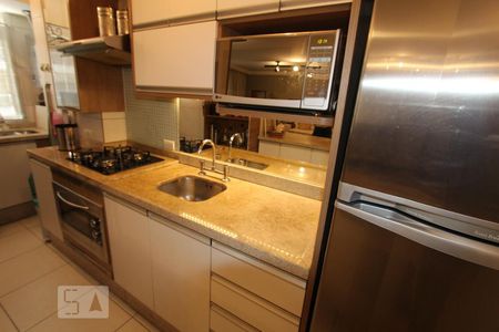 Apartamento para alugar com 65m², 2 quartos e 2 vagasCozinha