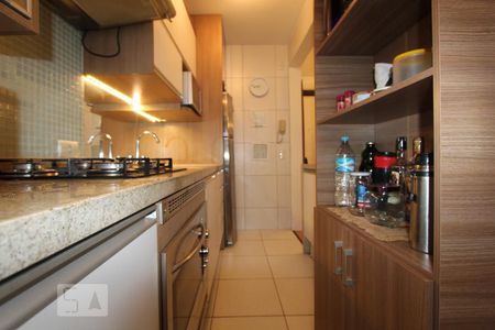 Apartamento para alugar com 65m², 2 quartos e 2 vagasCozinha