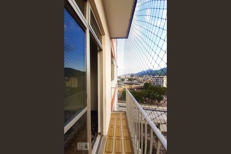 Apartamento para alugar com 72m², 3 quartos e 1 vaga Apartamento para alugar com 72m², 3 quartos e 1 vagaVaranda da Sala