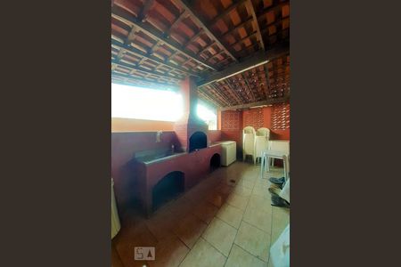 Apartamento para alugar com 72m², 3 quartos e 1 vaga Apartamento para alugar com 72m², 3 quartos e 1 vagaÁrea comum - Churrasqueira