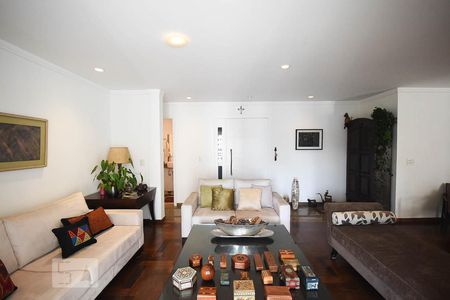 Sala de apartamento à venda com 4 quartos, 248m² em Vila Suzana, São Paulo