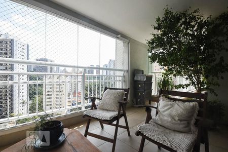 Varanda de apartamento à venda com 4 quartos, 248m² em Vila Suzana, São Paulo