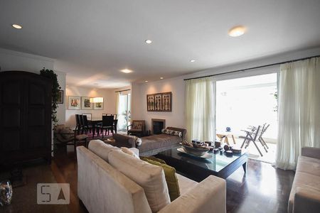 Sala de apartamento à venda com 4 quartos, 248m² em Vila Suzana, São Paulo