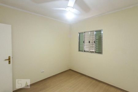 Casa à venda com 105m², 2 quartos e 1 vagaQuarto