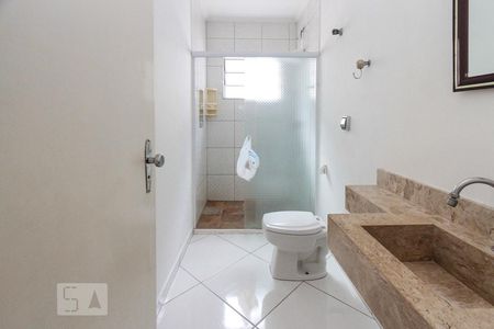 Casa à venda com 105m², 2 quartos e 1 vagaBanheiro
