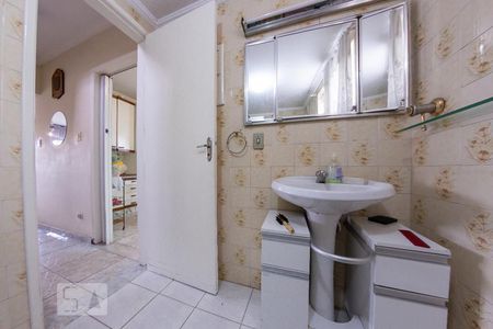 Casa para alugar com 177m², 4 quartos e 2 vagasBanheiro