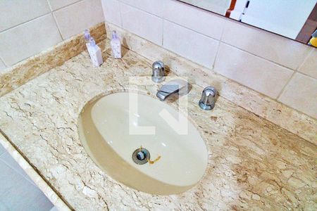 Apartamento à venda com 150m², 4 quartos e 2 vagasBanheiro da Suíte 2
