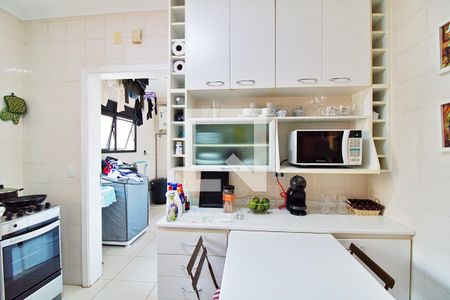 Apartamento à venda com 150m², 4 quartos e 2 vagasCozinha