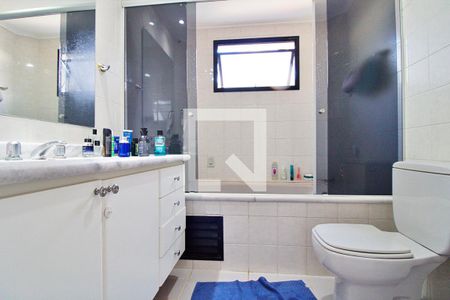 Apartamento à venda com 150m², 4 quartos e 2 vagasBanheiro da Suíte 1