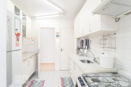 Apartamento à venda com 65m², 2 quartos e 1 vagaCozinha