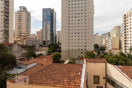 Vista dos quartos de apartamento para alugar com 2 quartos, 48m² em Pinheiros, São Paulo