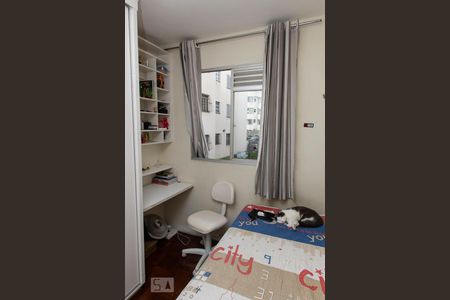 Quarto 1 de apartamento para alugar com 2 quartos, 55m² em Estoril, Belo Horizonte